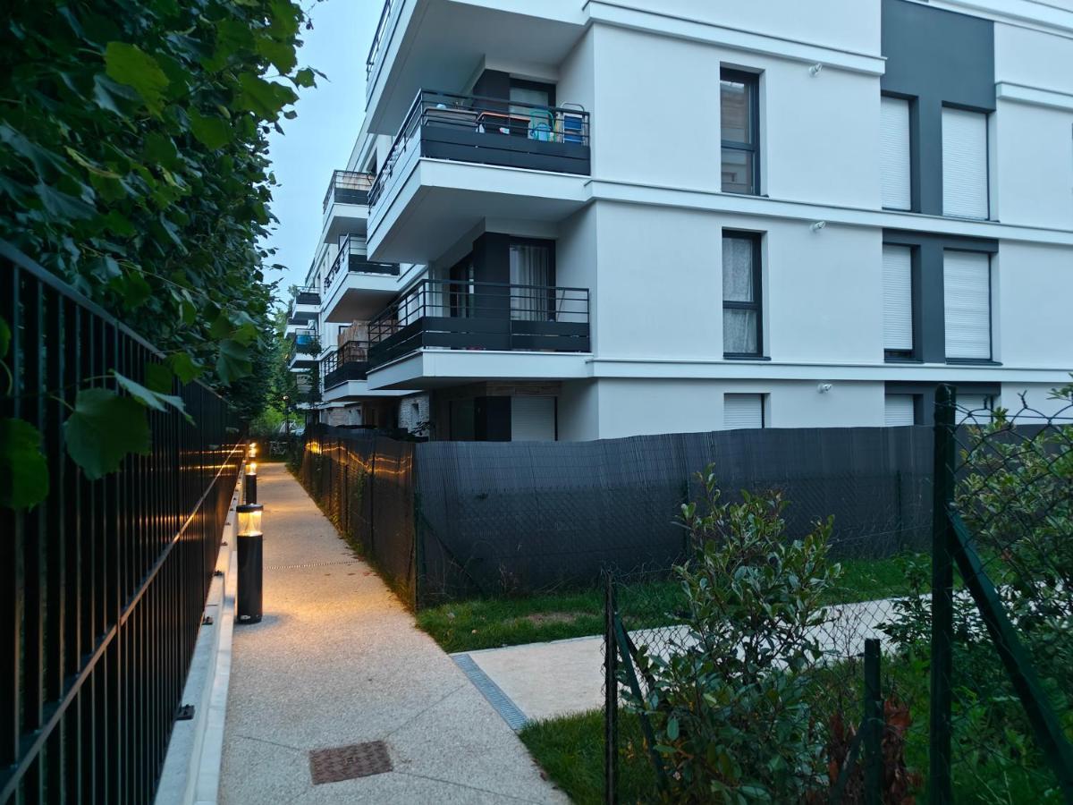 L'Eden Familial - Cosy T3 Proche Disneyland Avec Jardin Vaires-sur-Marne Экстерьер фото